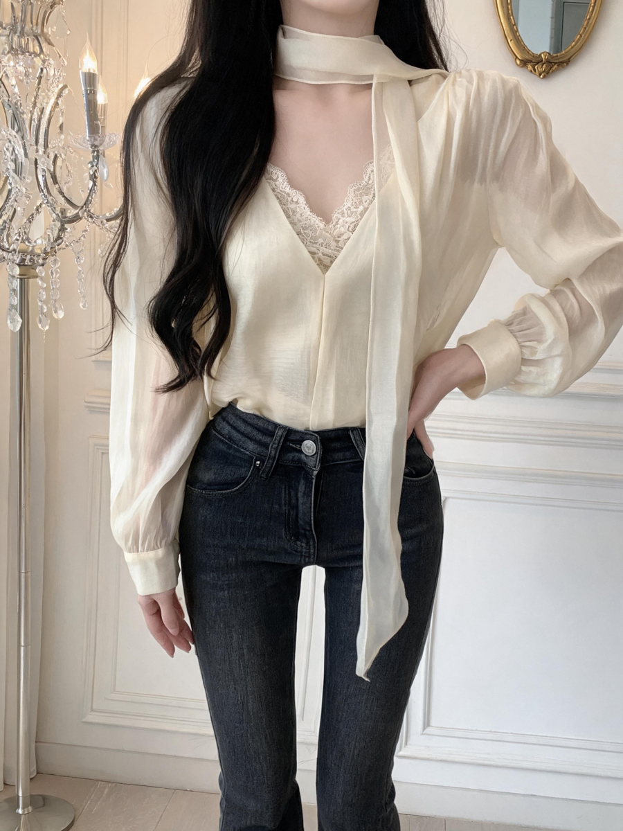 Women’s Loose Lace Spliced Pullover Top with Ribbon Tie